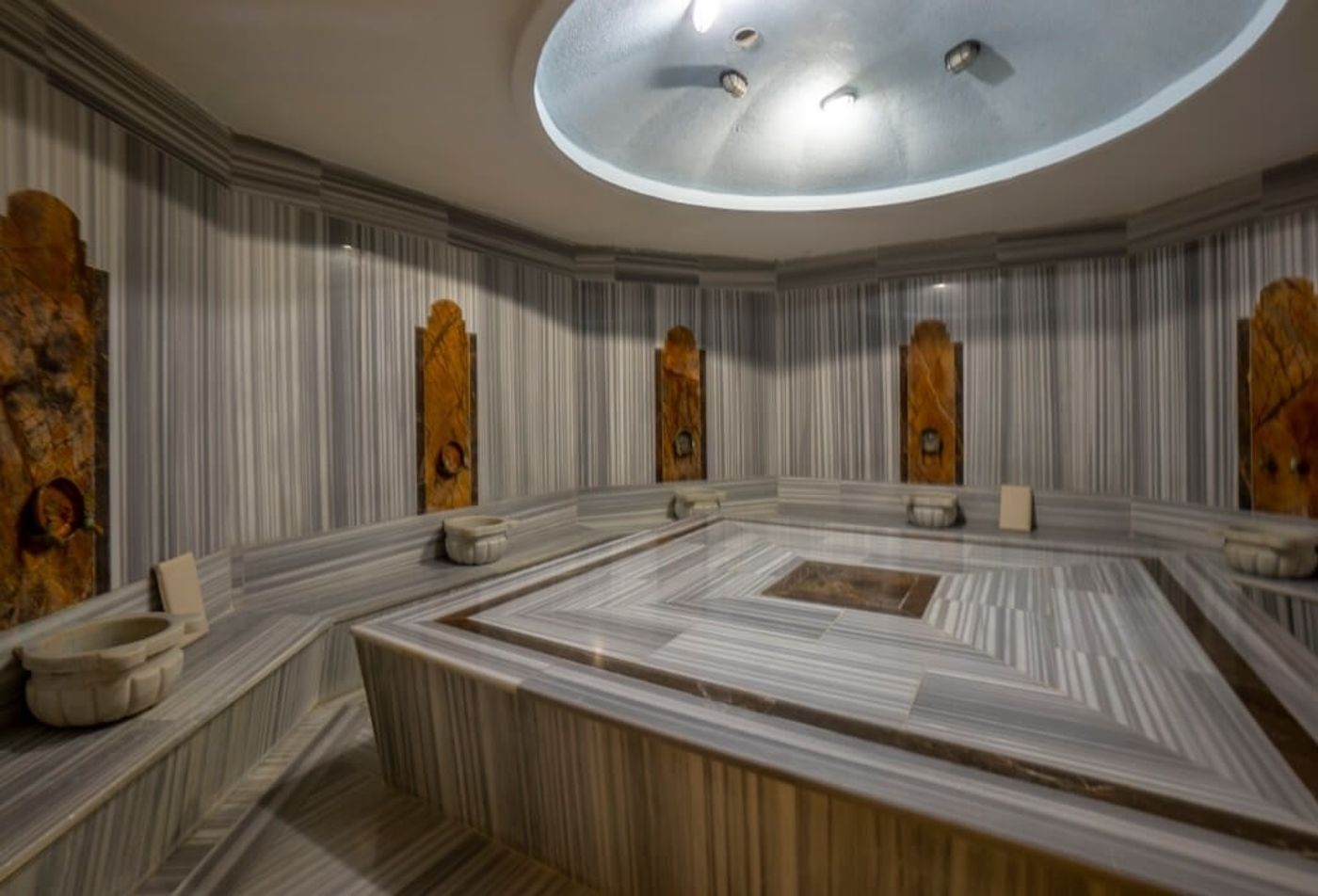 MC Beach Resort Hotel