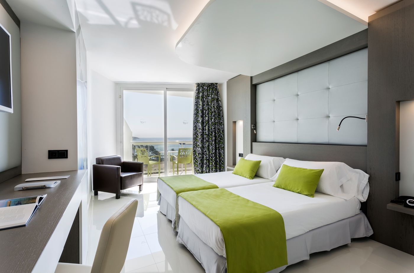 The-Ibiza-Twiins-Room-21