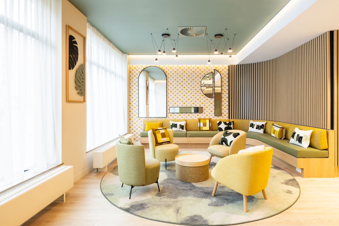 Citadines-Toison-d-Or-Brussels-Lobby-11