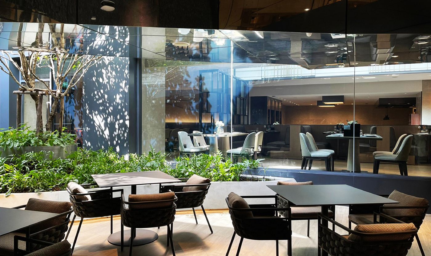 Carlton-Hotel-Bangkok-Sukhumvit-Restaurant-20