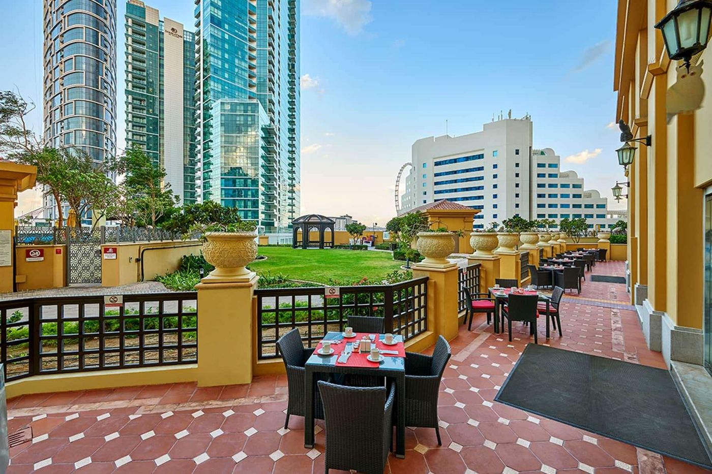 Ramada-Hotel---Suites-by-Wyndham-Dubai-JBR-Restaurant-3