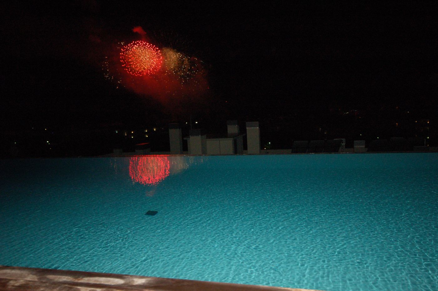 Resort-Sitges-Apartment-Pool-23