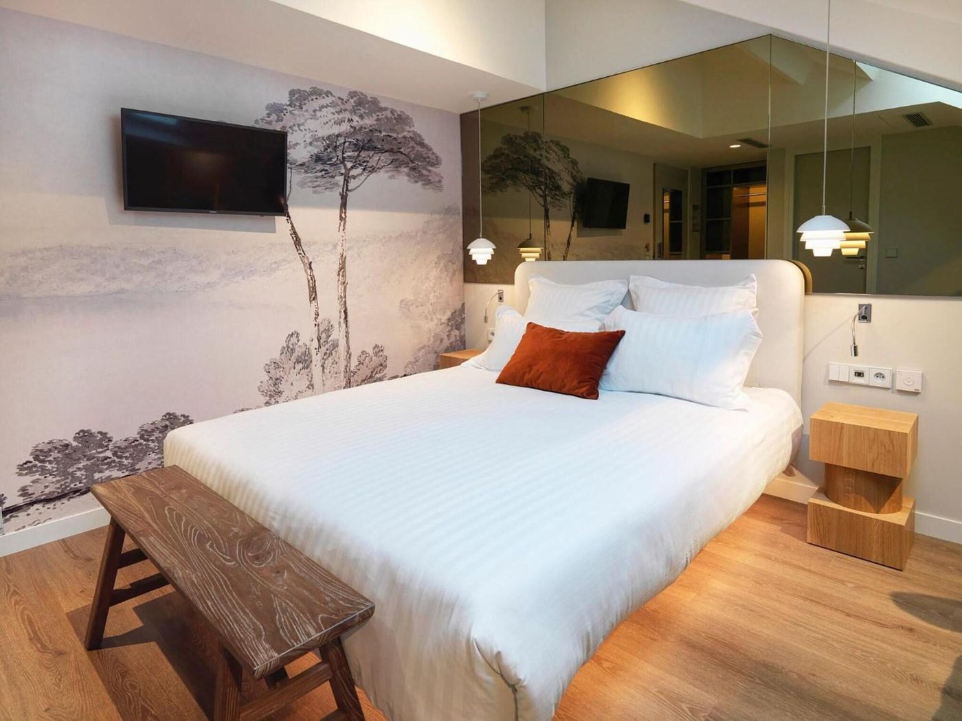 Le-Katorze-Hotel-Room-10