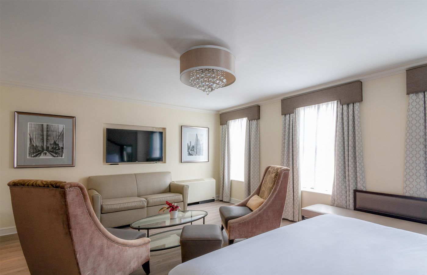 Park-South-Hotel--part-of-JdV-by-Hyatt-Room-17