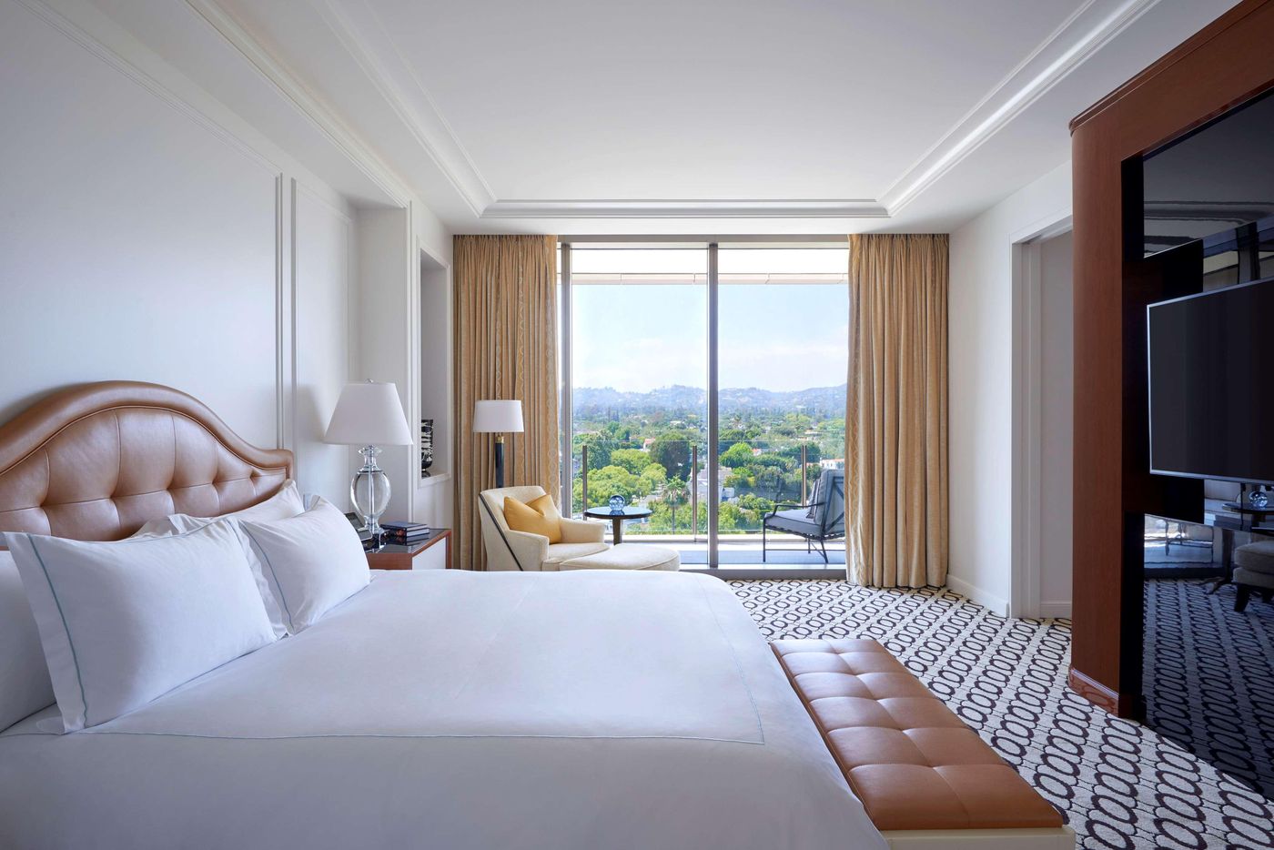 Waldorf-Astoria-Beverly-Hills--CA-Room-33