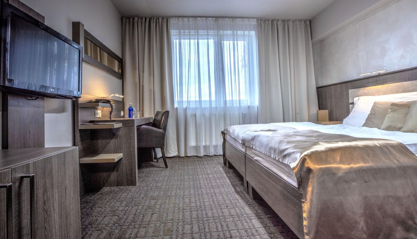 Volcano-Spa-Hotel-Lobby-9