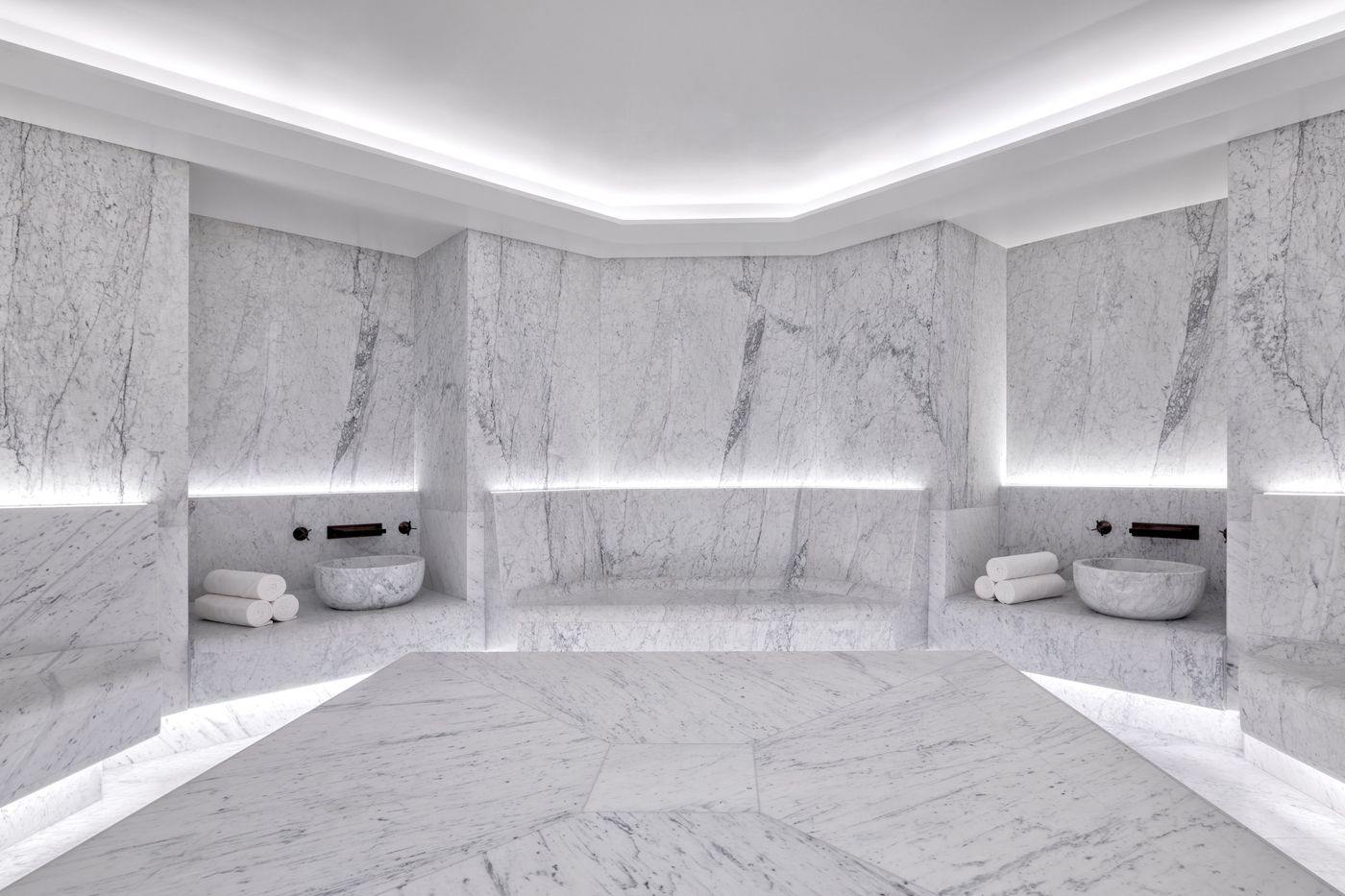 Matild-Palace--a-Luxury-Collection-Hotel-Pool-73