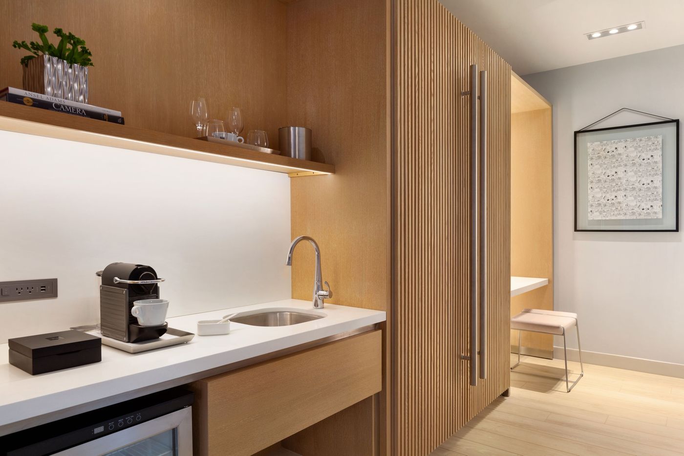 The-Viv-Hotel--Anaheim--a-Tribute-Portfolio-Hotel-Room-19