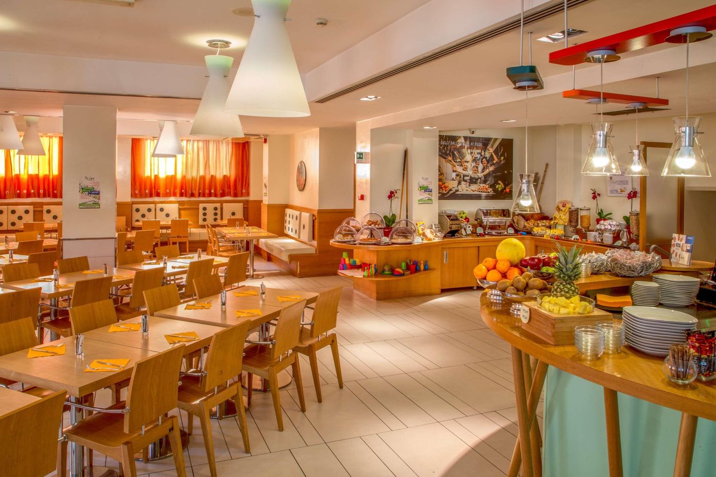 Best-Western-Globus-Restaurant-28