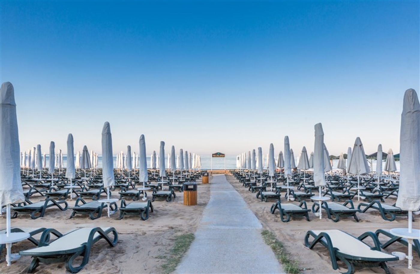 Villa-Side-Residence-Beach-60