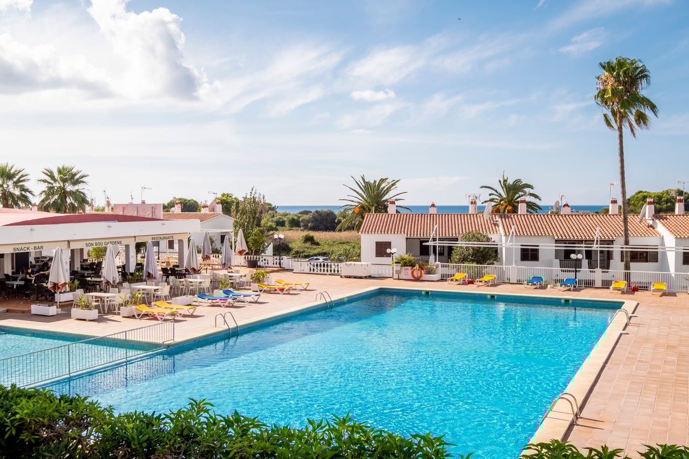 Son-Bou-Gardens-Bar-7