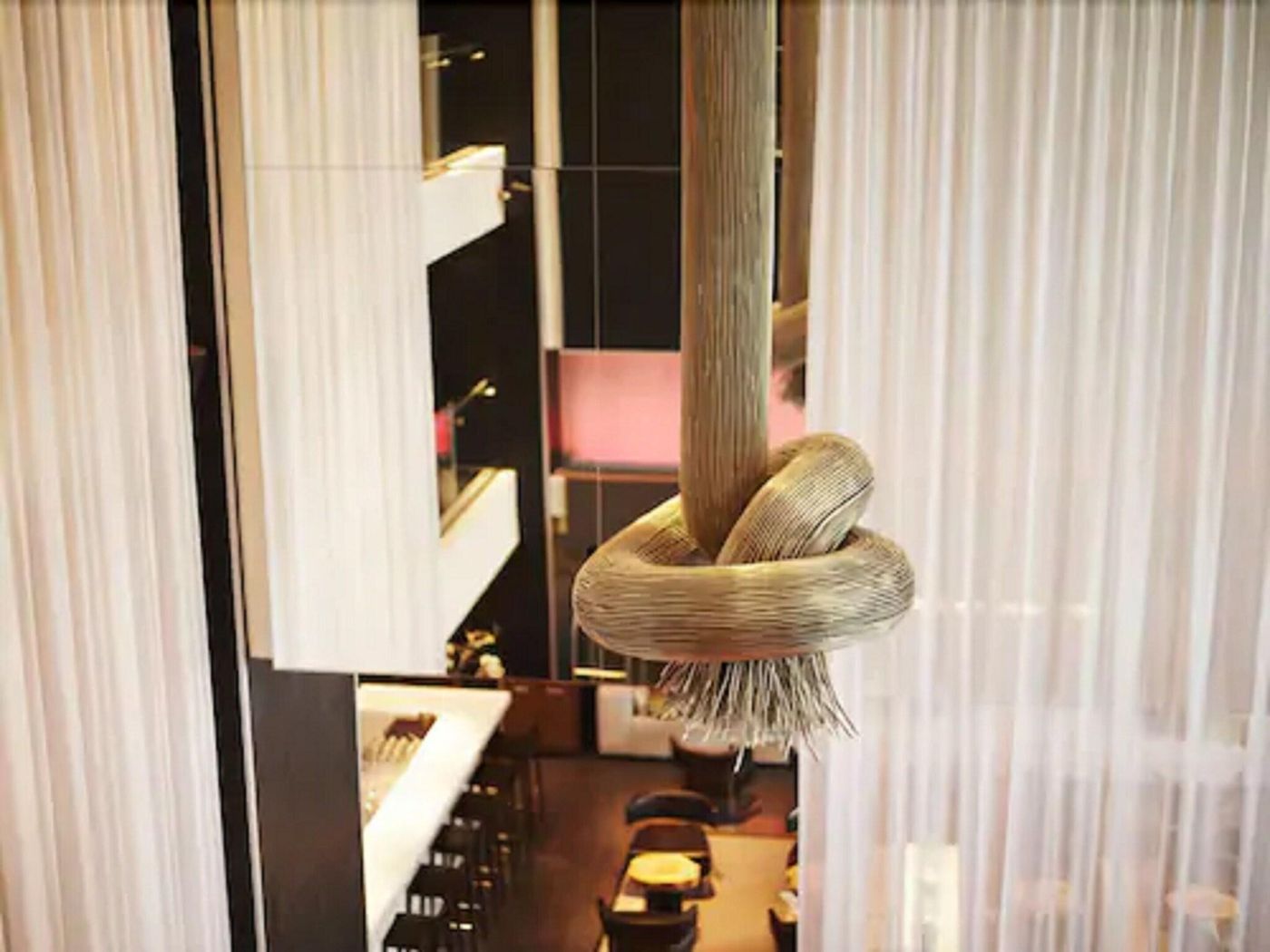 Le Germain Hotel Toronto Maple Leaf Square-Canada-Toronto-Lobby-10