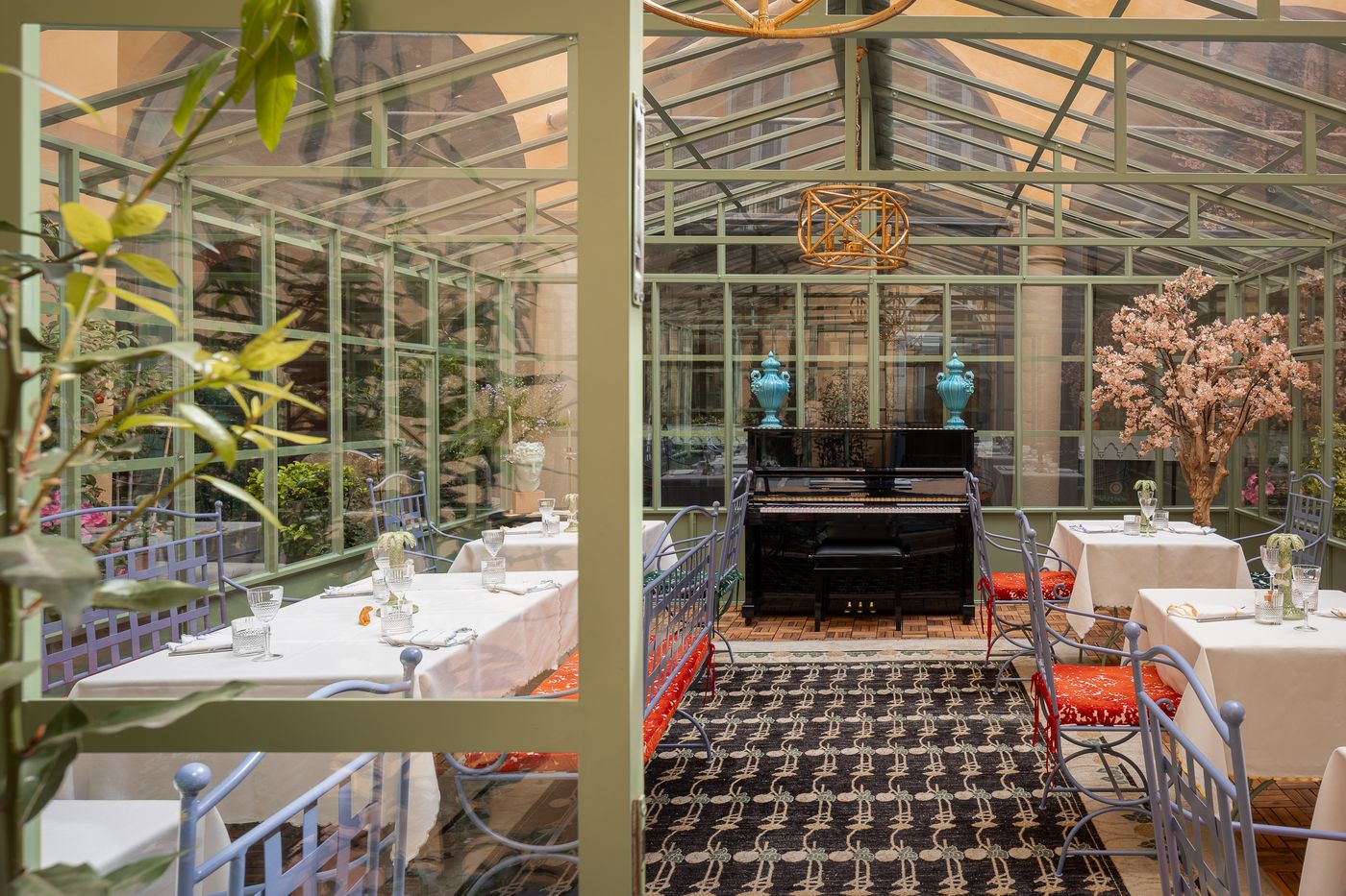 Hotel-Number-Nine-Bar-2