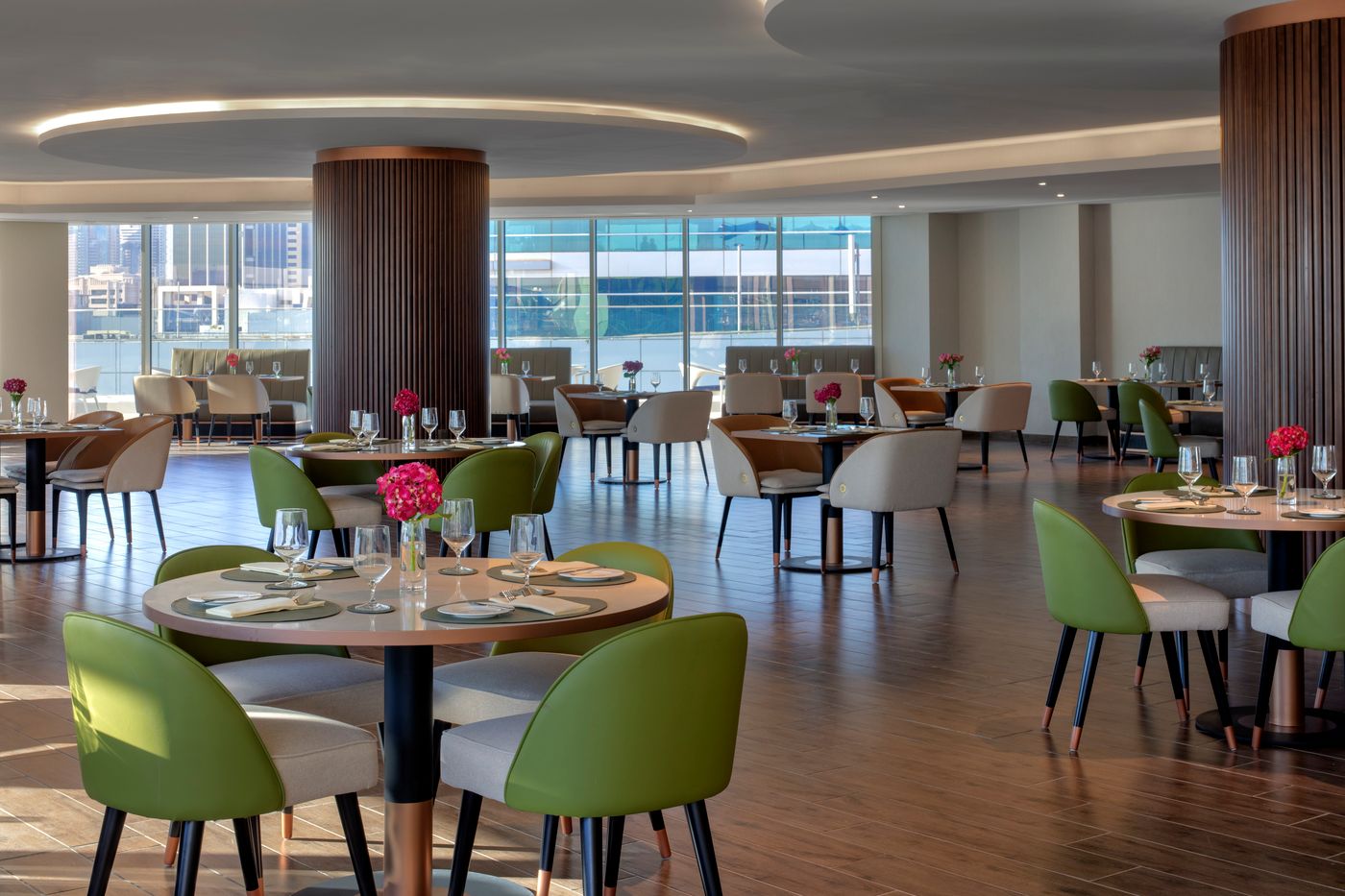 Avani-Plus-Palm-View-Dubai-Hotel-and-Suites-Restaurant-52