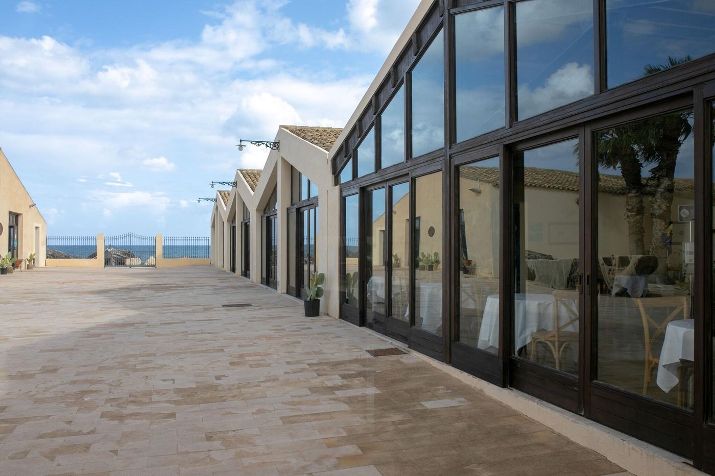 La-Tonnara-di-Bonagia-Restaurant-10