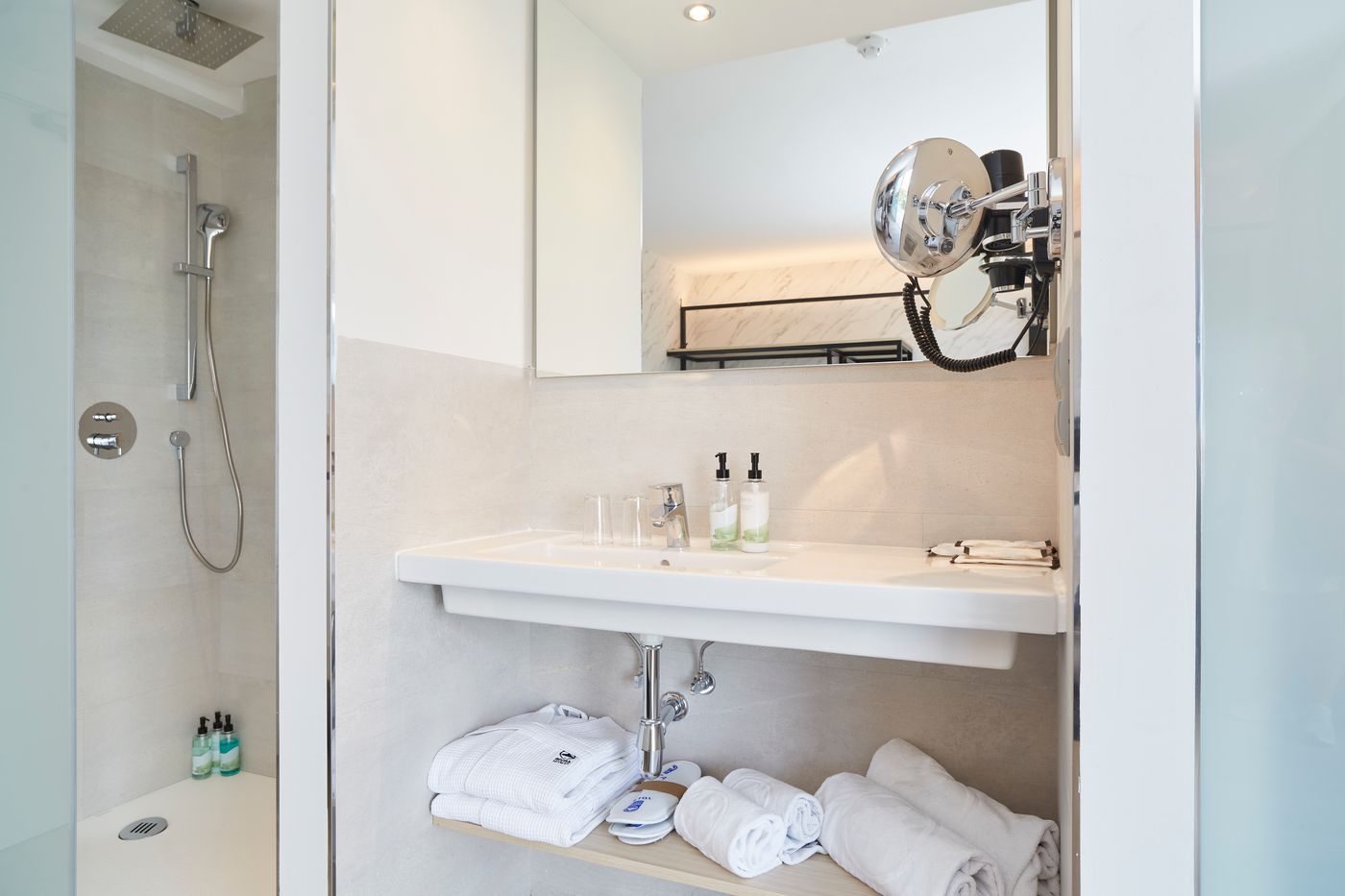 Invisa-Hotel-Es-Pla---Adults-Only-Room-28