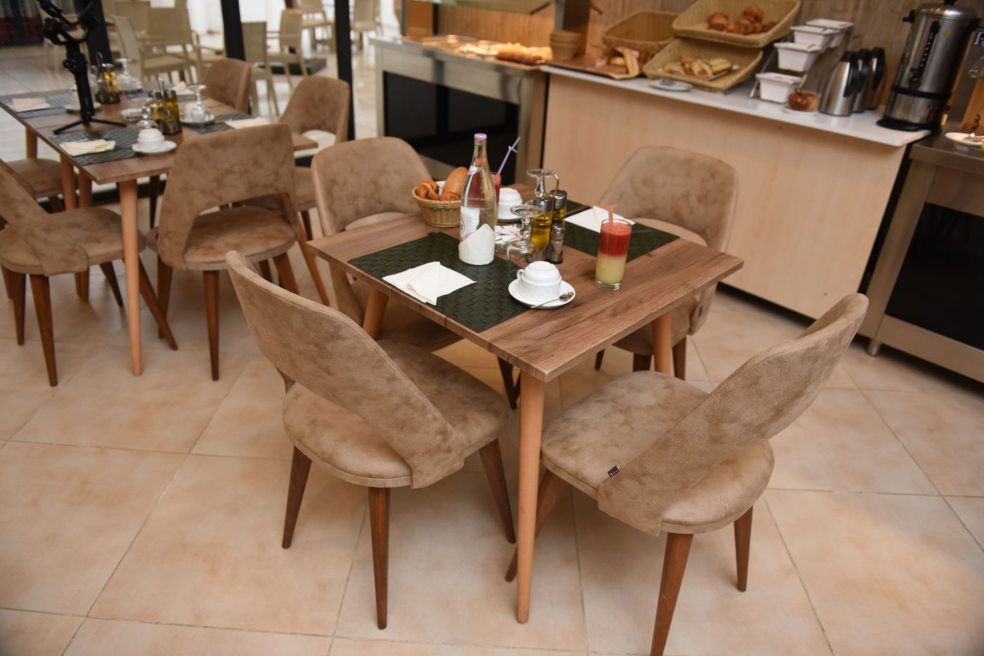 Downtown-Tunis-Hotel-Restaurant-17