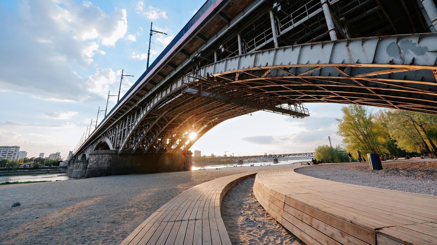 Hotel-Indigo-Warsaw---Nowy-Swiat-General-view-8