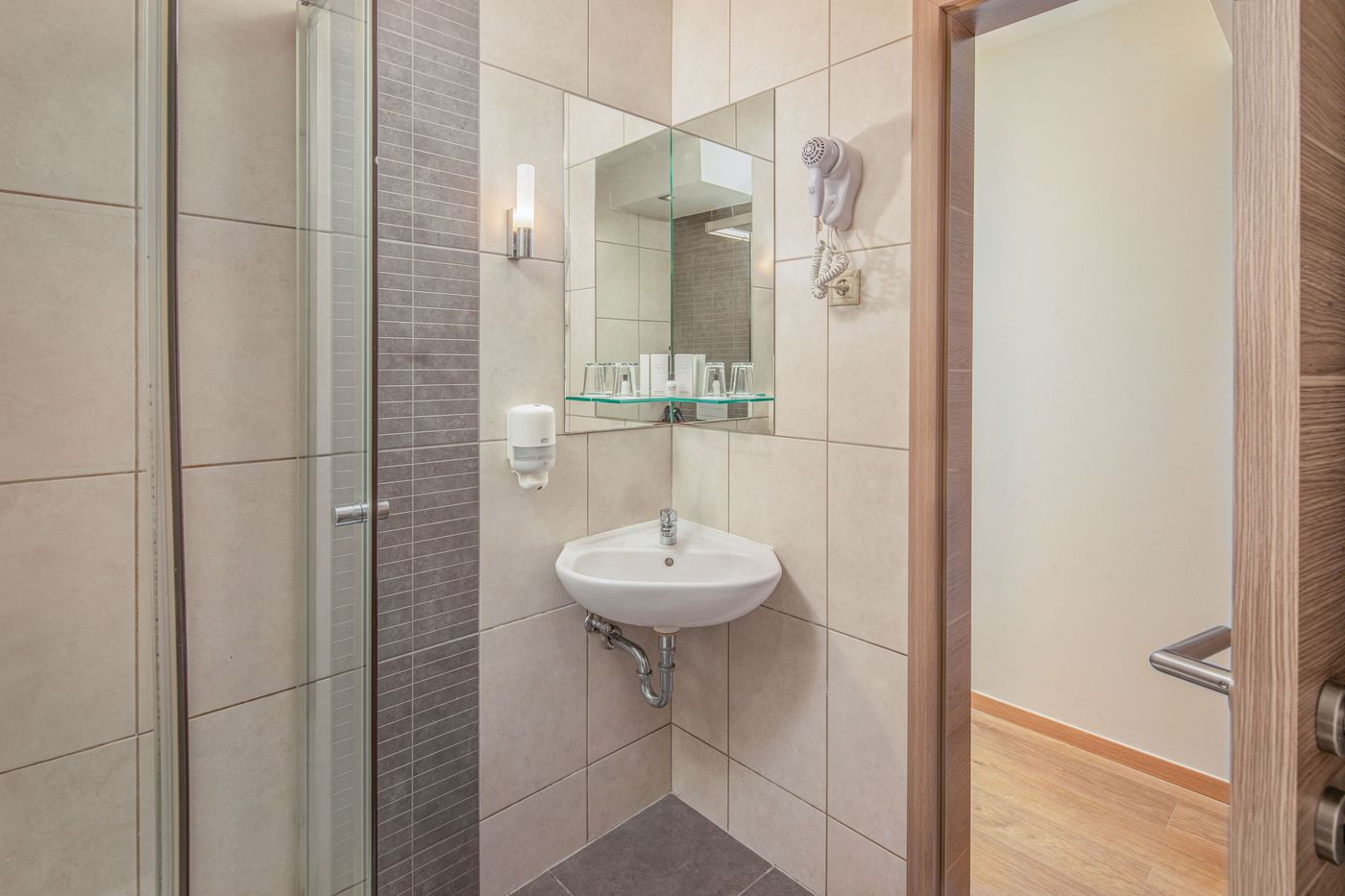 Vitta-Hotel-Superior-Budapest-Room-19