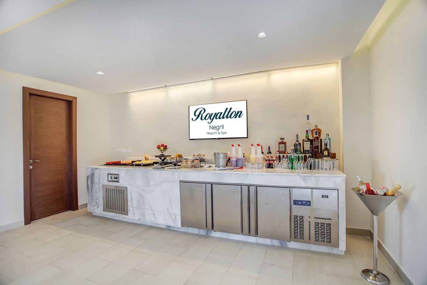 Royalton-Negril-Resort---Spa-All-Inclusive-Lobby-73