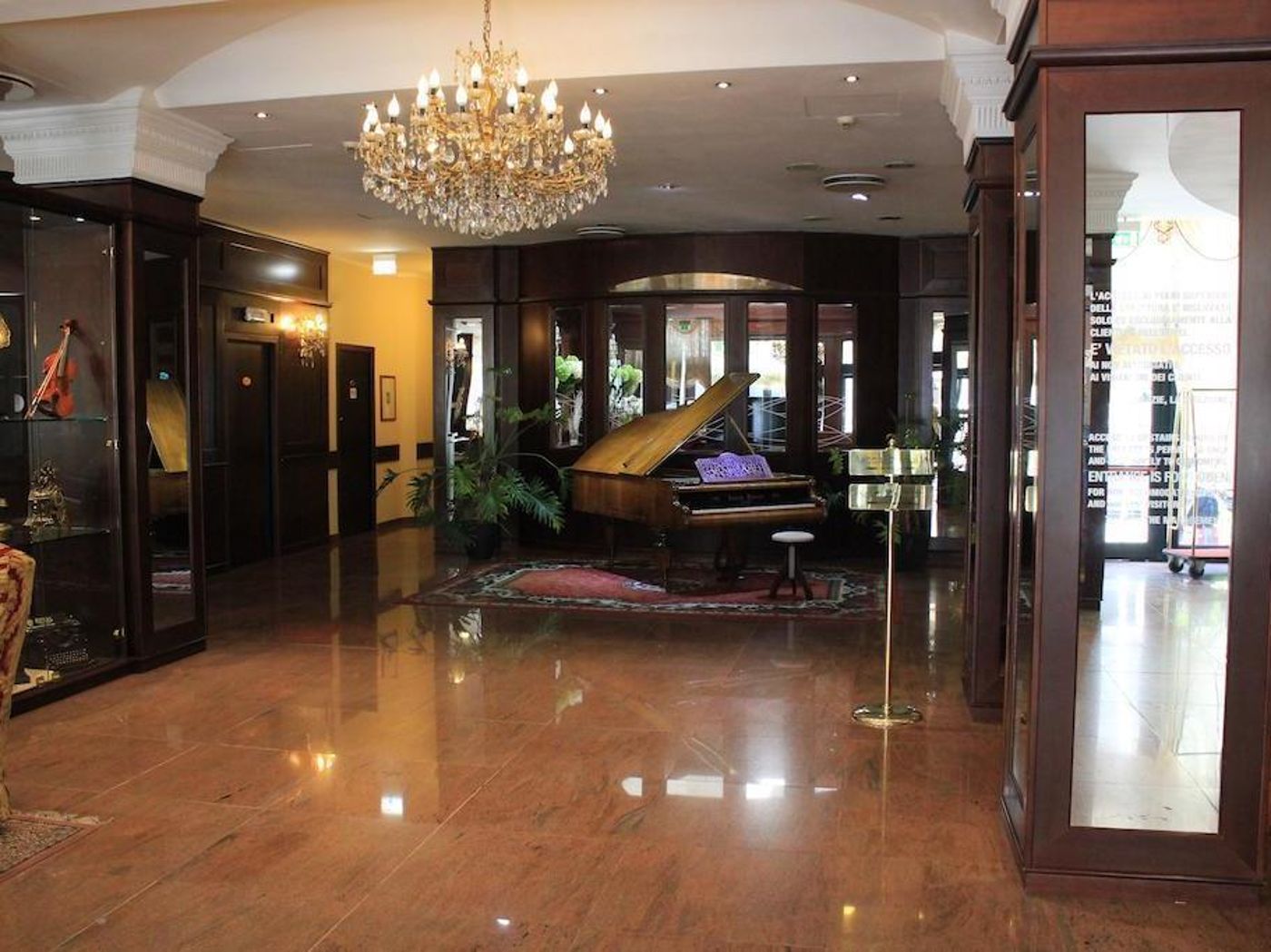 Mythos-General-view-3