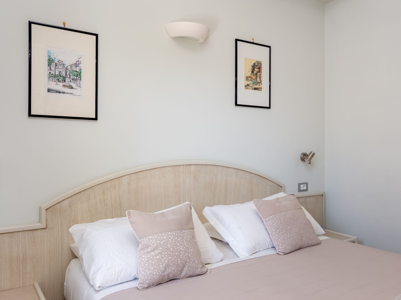 Comfort-Hotel-Gardenia-Sorrento-Coast-Room-46