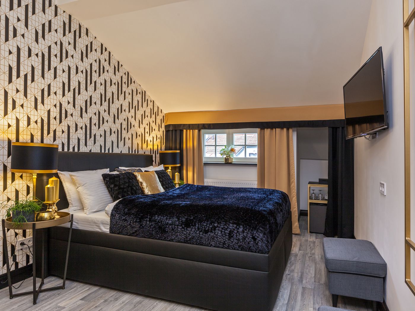 Golden-Prague-Rooms-Room-7