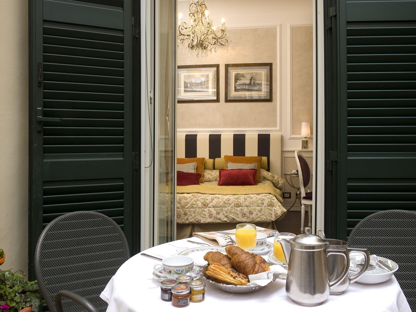 The-Britannia-Hotel-Room-1