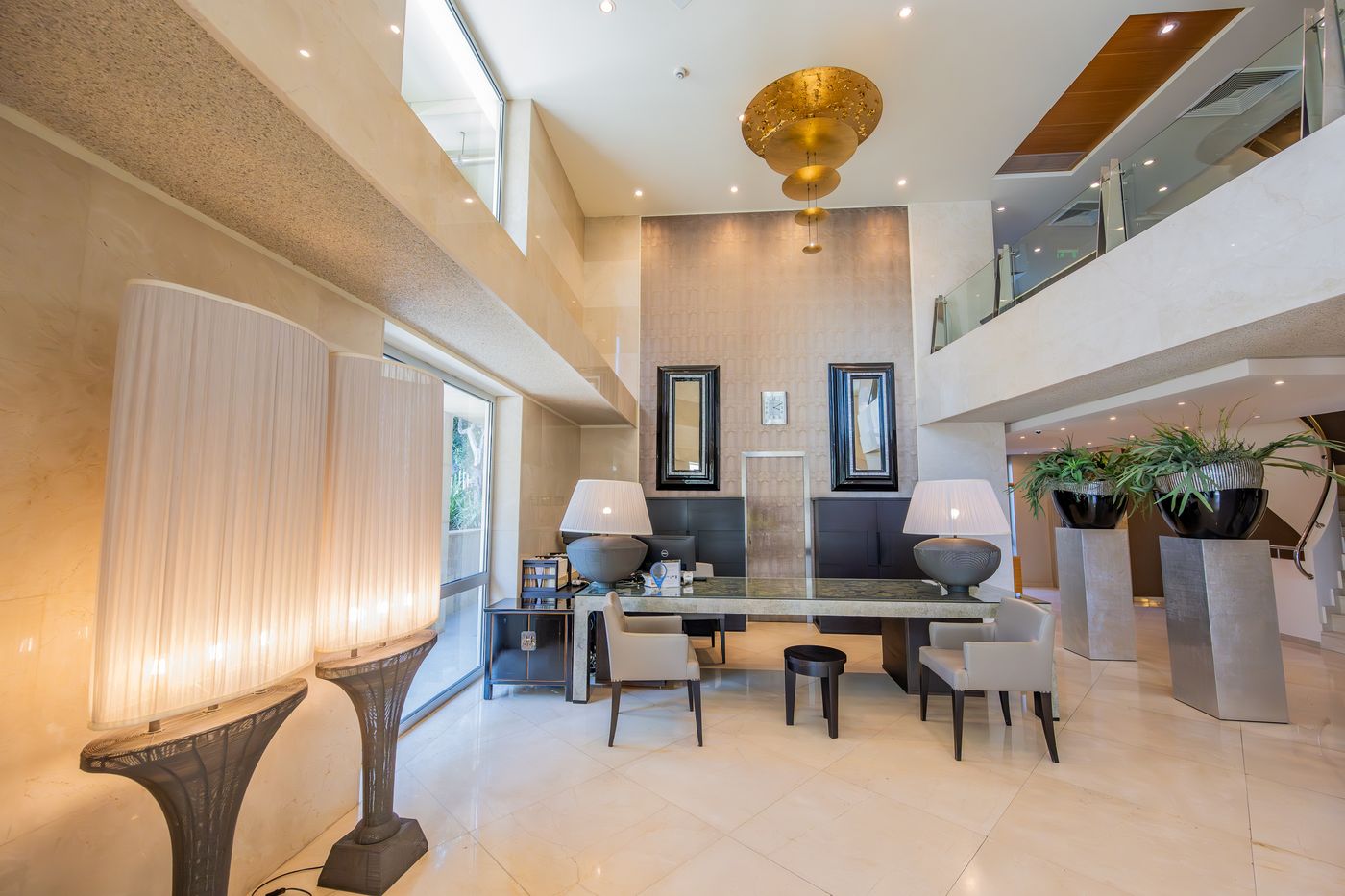 Divani-Escape-Lobby-10