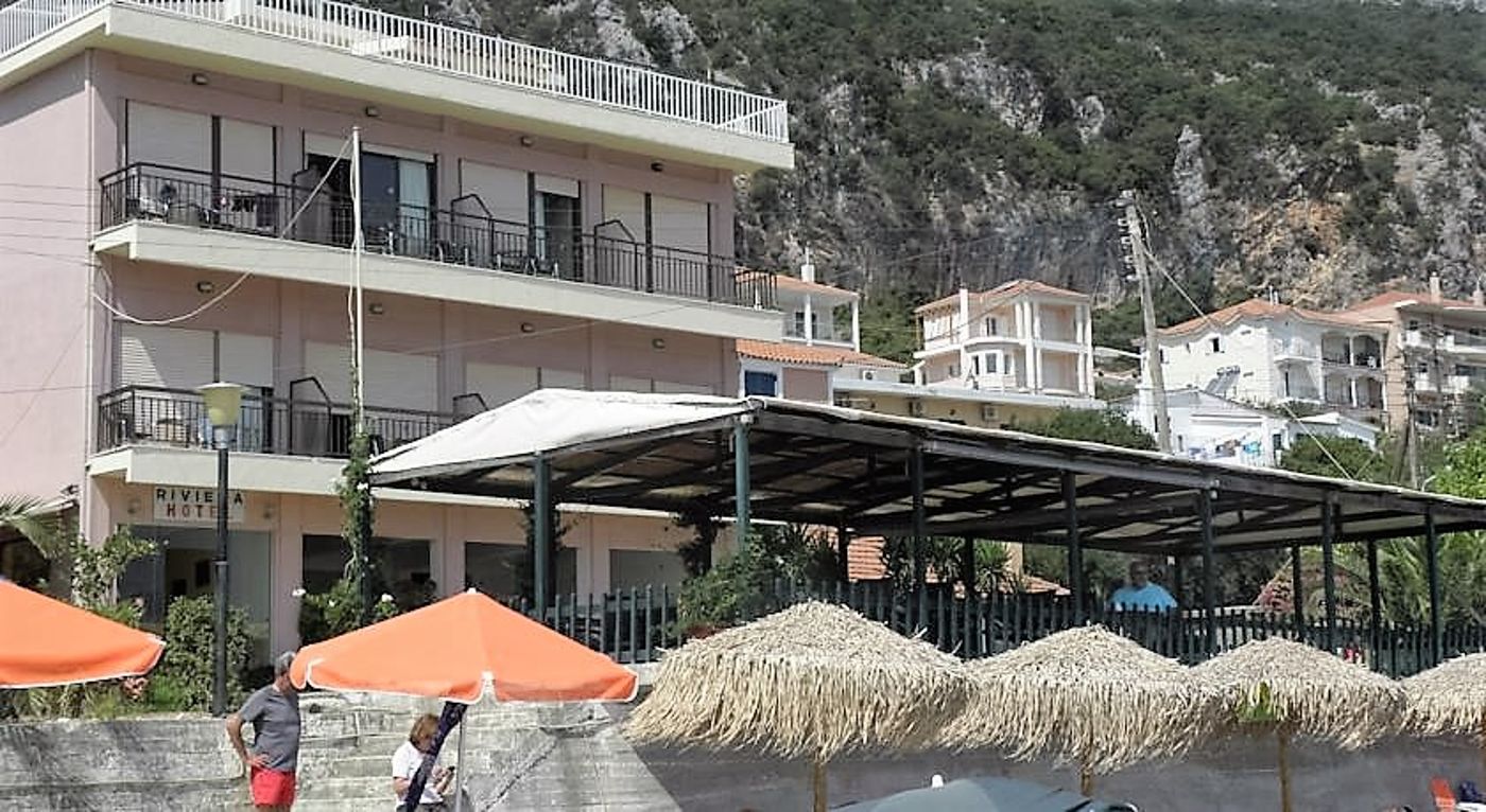 Riviera Hotel