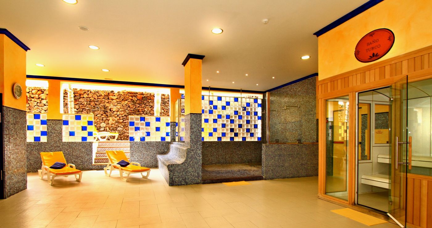 Park-Club-Europe-Sports-and-Entertainment-61