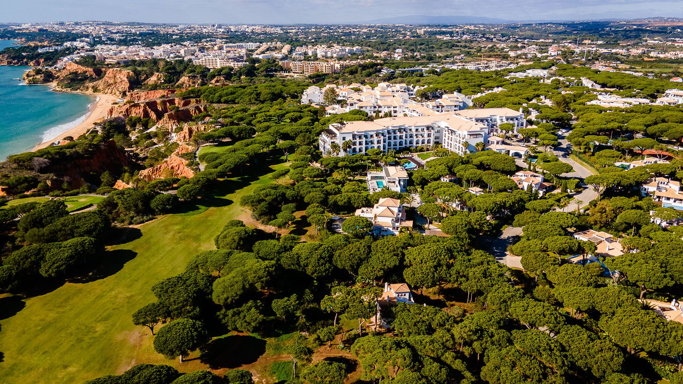 Pine Cliffs Village