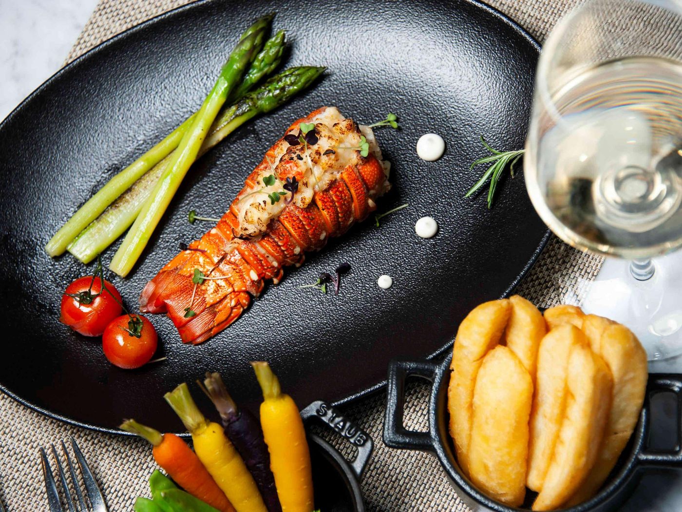 Sofitel-Dubai-Jumeirah-Beach-Restaurant-18