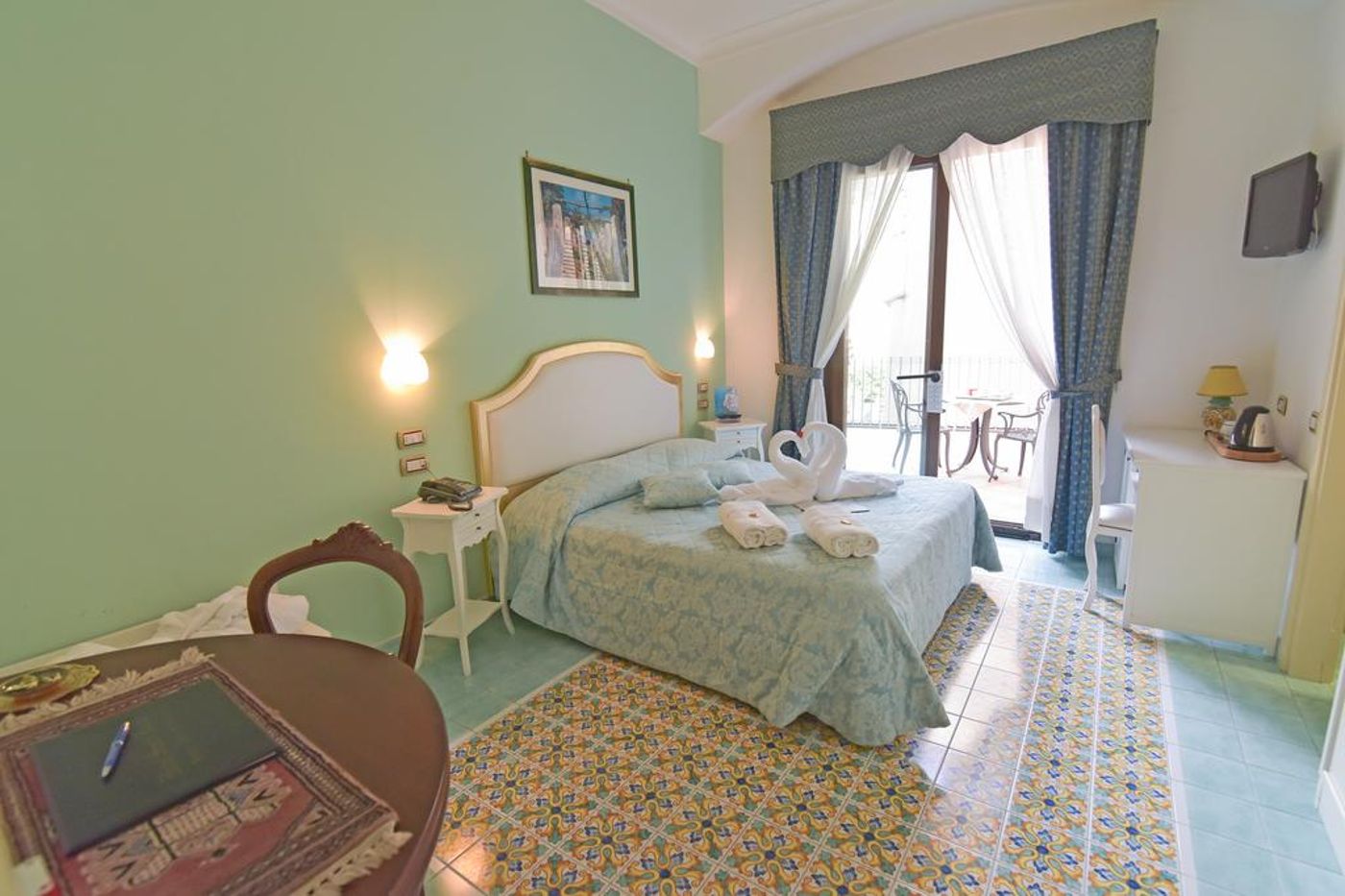 Santa-Lucia-Hotel-Room-9