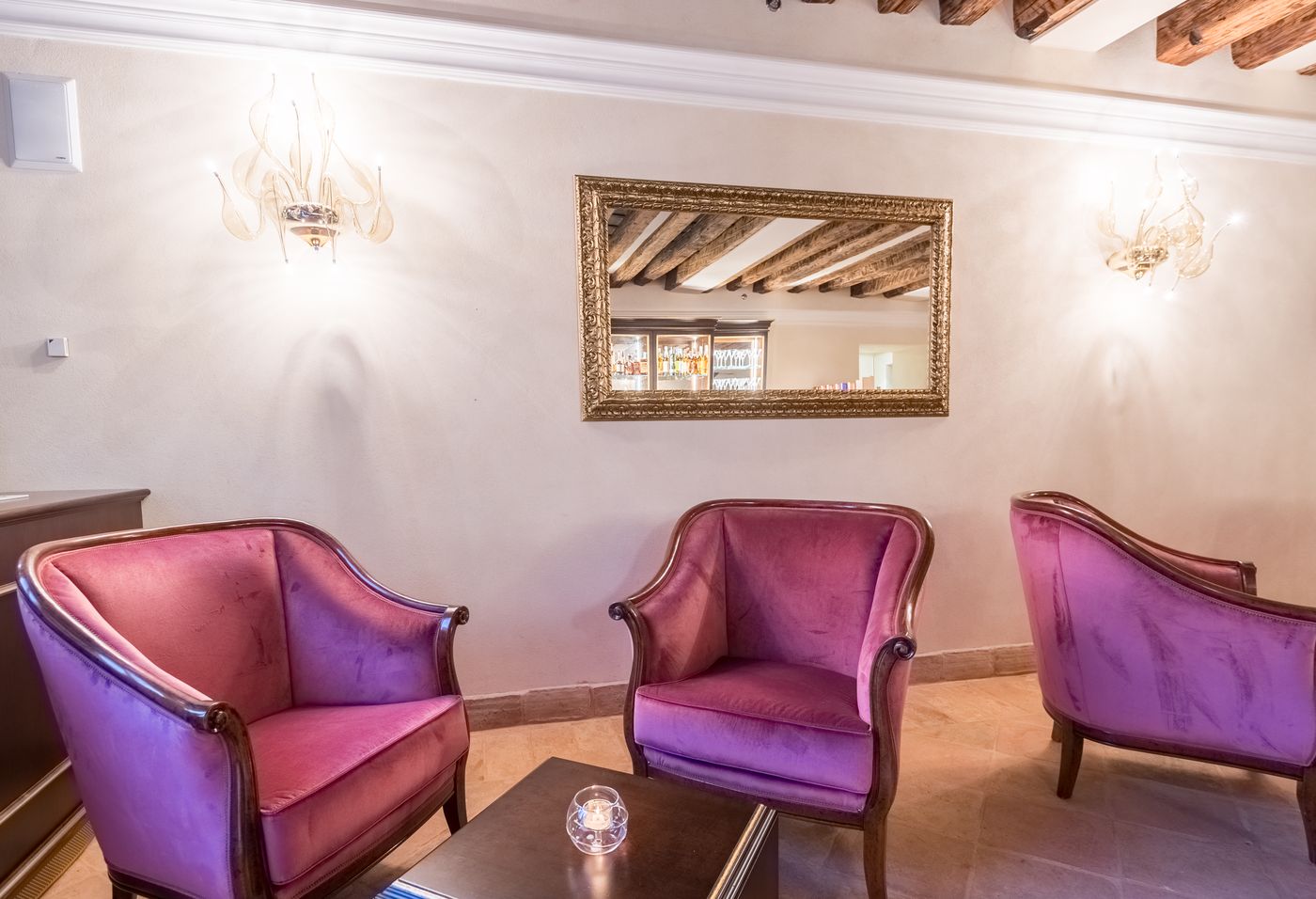 Nani-Mocenigo-Palace-Bar-17