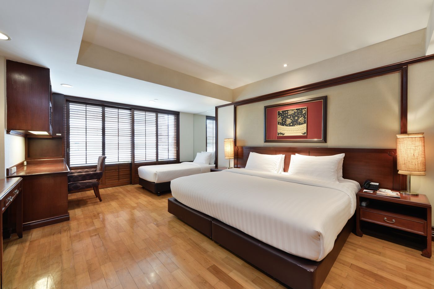 Centre-Point-Sukhumvit-Thong-Lo-Room-12