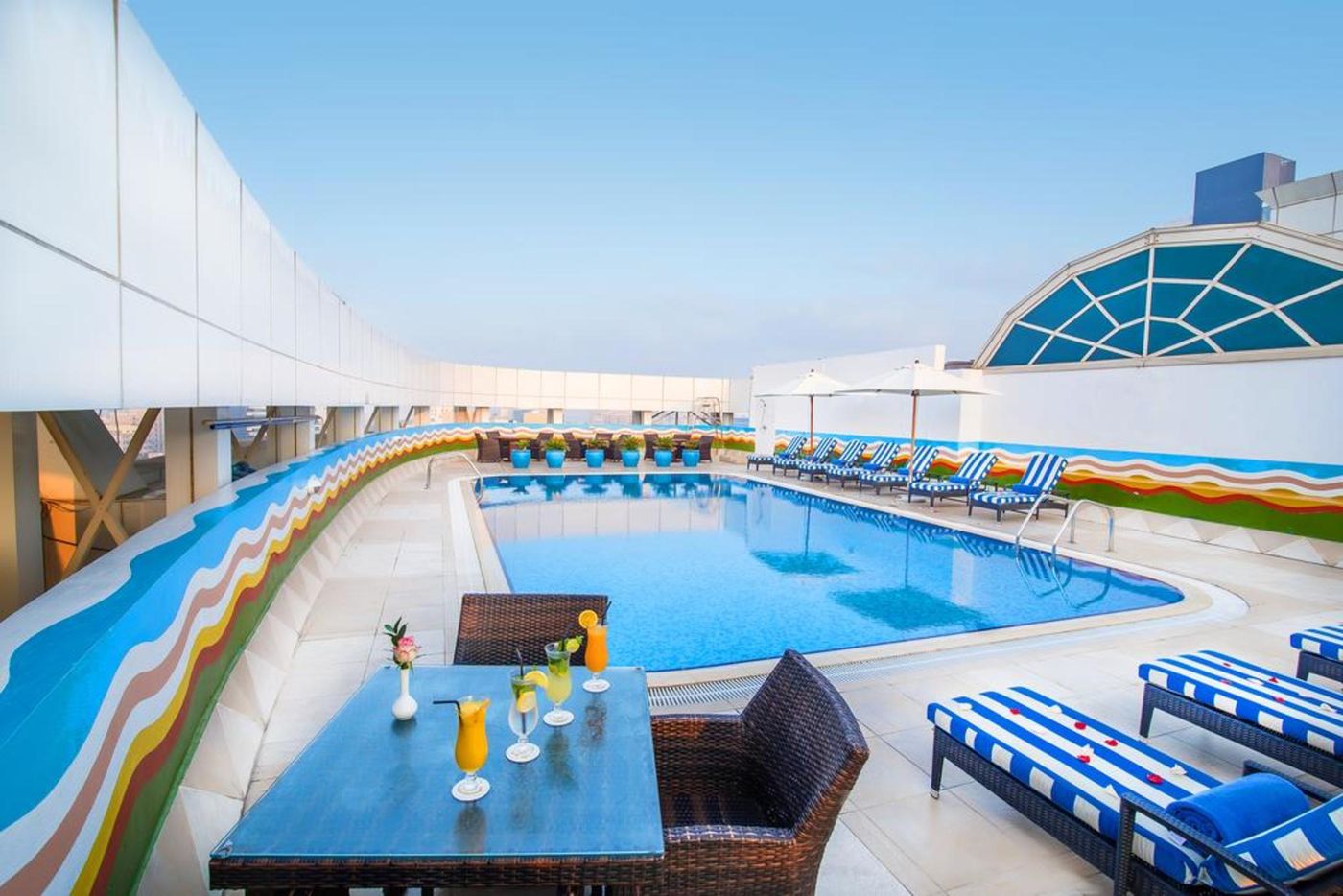 Grand-Excelsior-Bur-Dubai-Pool-4