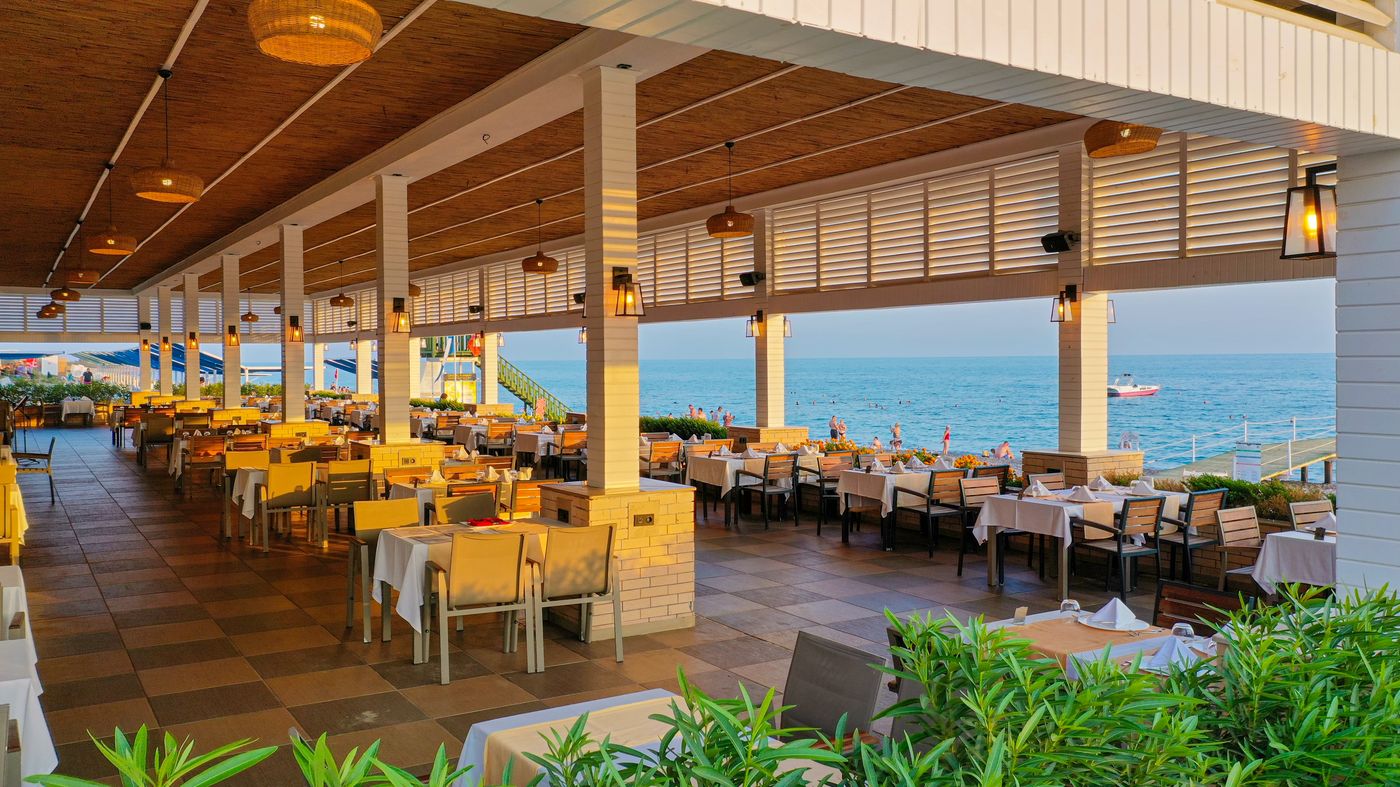 Crystal Admiral Resort