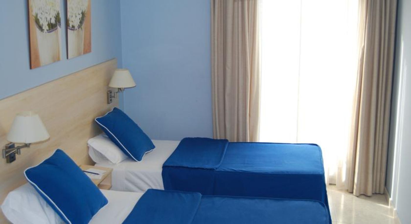 Alexandra Aparthotel