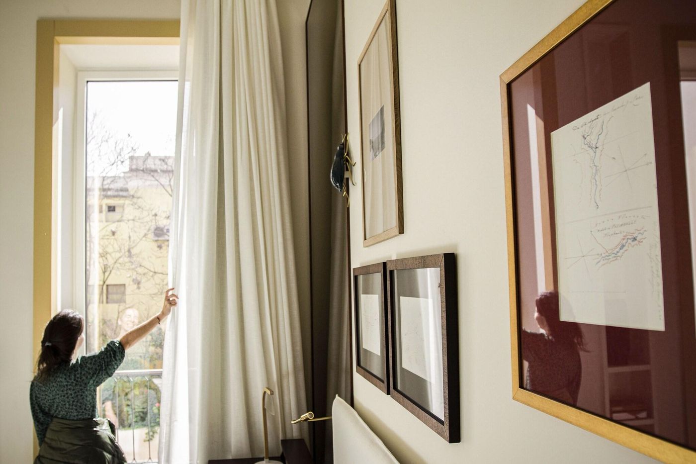 The-Ivens-Autograph-Collection-Room-45