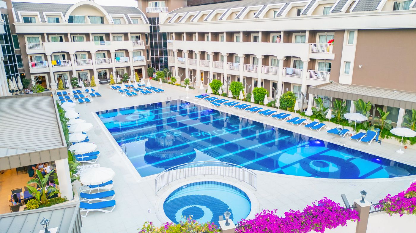 Viking-Star-Hotel-Pool-6