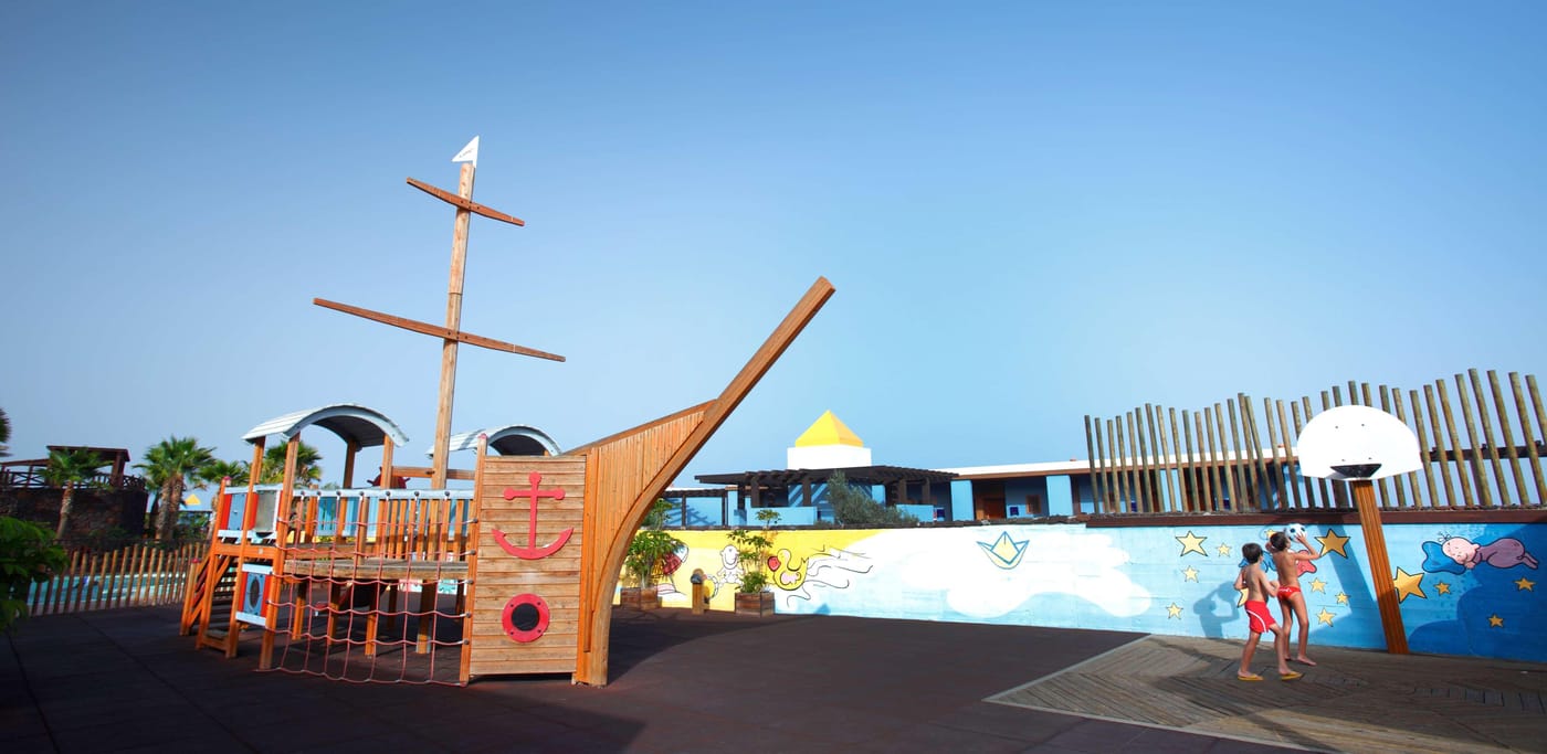 Occidental-Jand----a-Playa-Sports-and-Entertainment-45