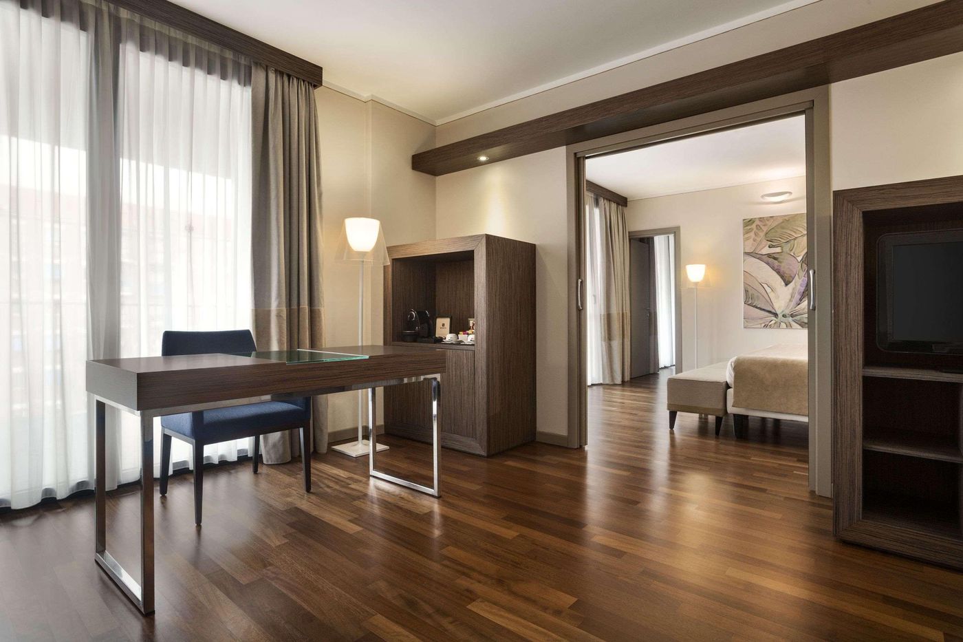 Ramada-Plaza-Milano-Hotel-Room-6