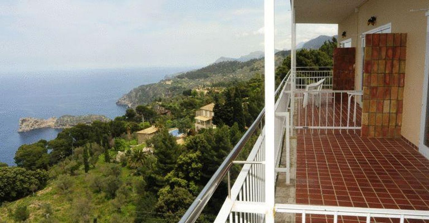 CONTINENTAL VALLDEMOSSA (EX ENCINAR)