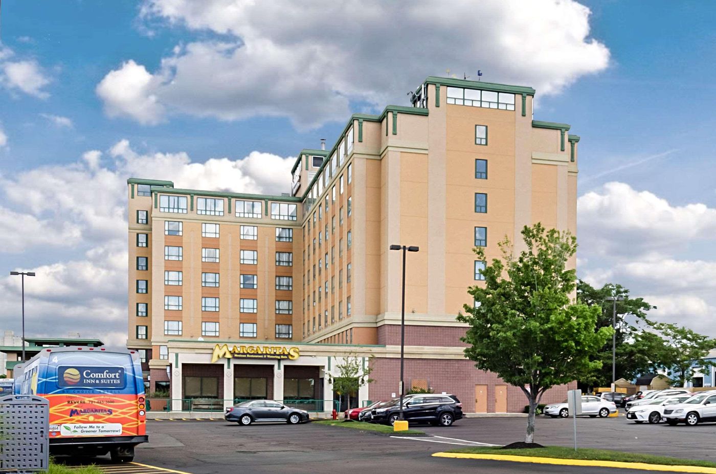 Comfort-Inn---Suites-Logan-Airport-General-view-60