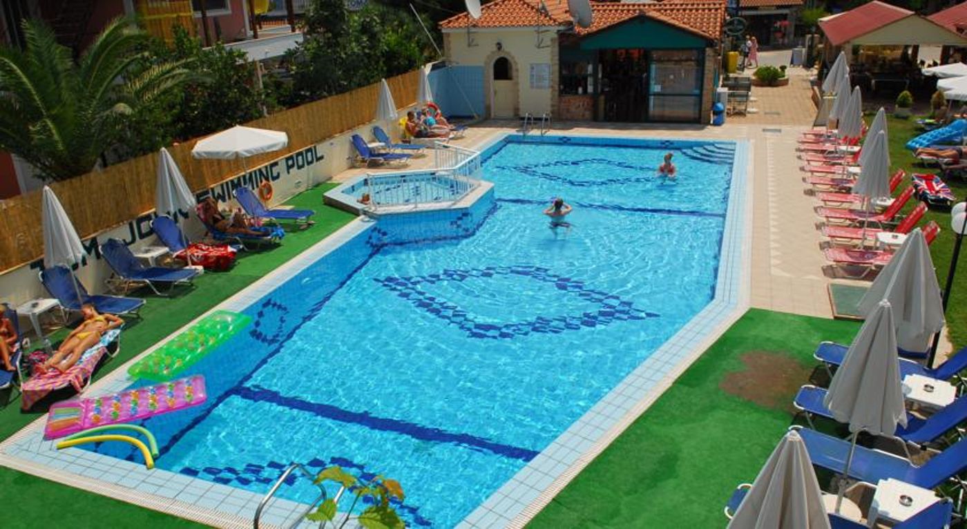 Tom and John's Apartments