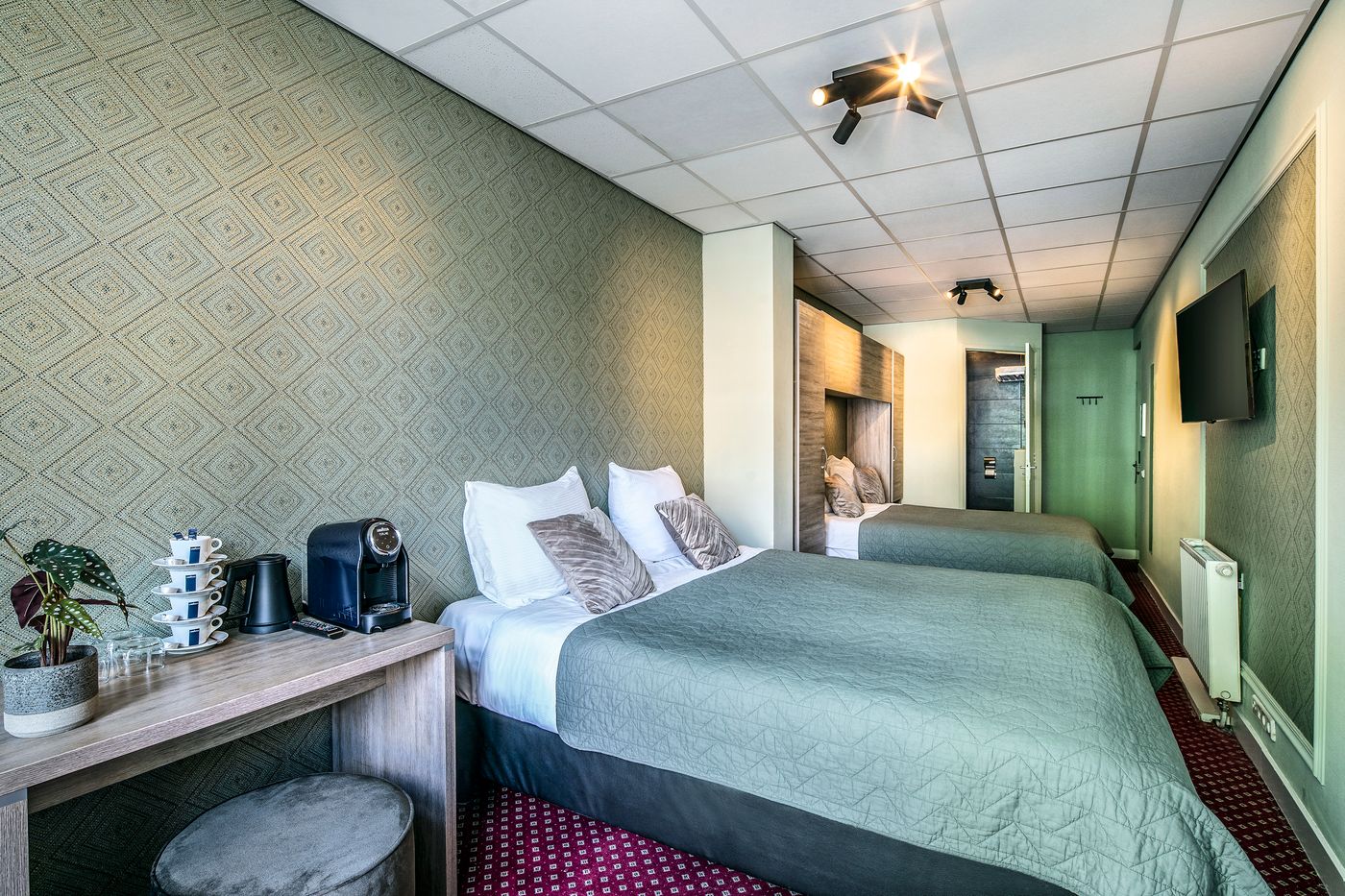 Highland-Atlantis-Amsterdam-Room-10
