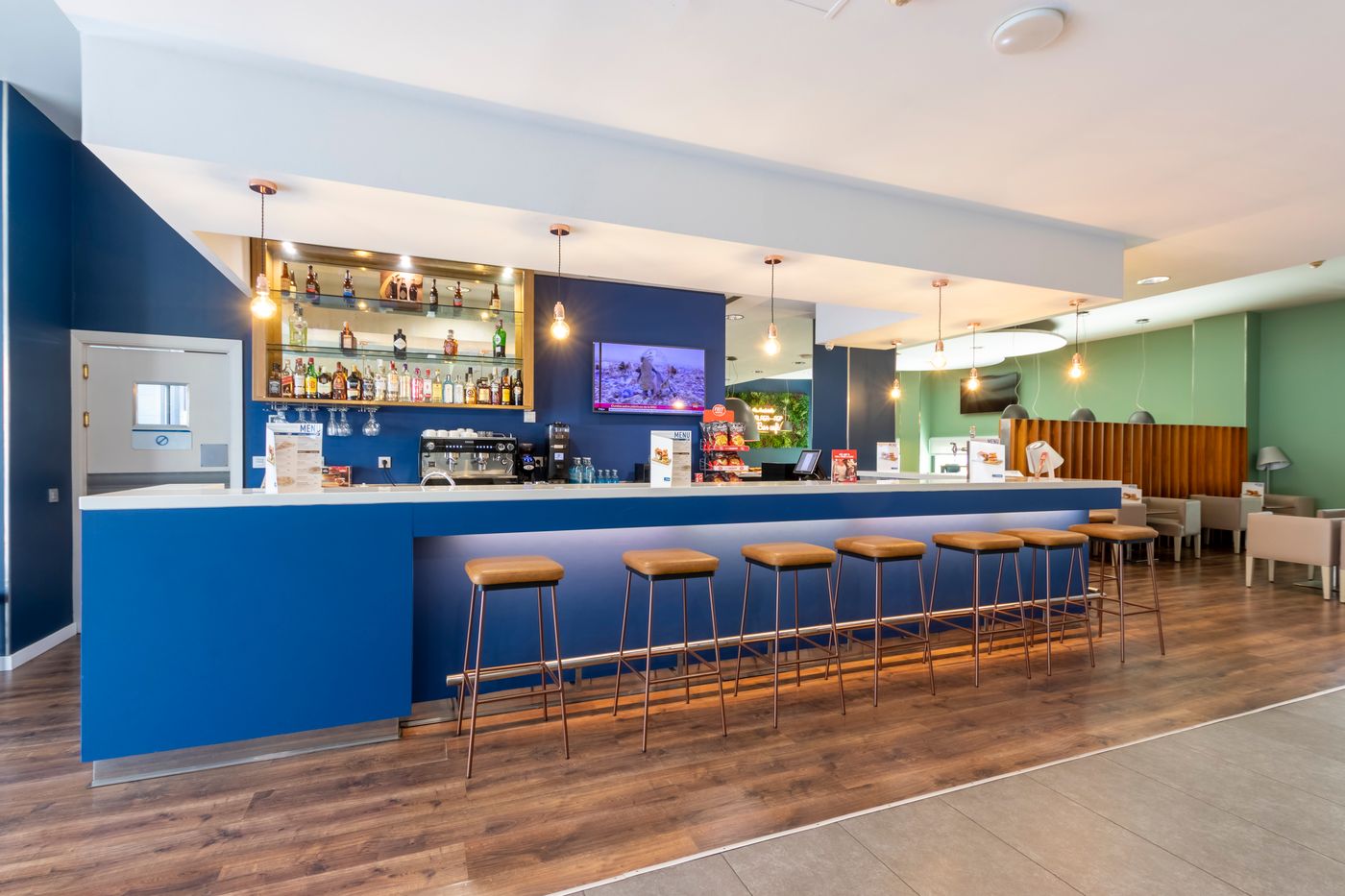 Travelodge-Malaga-Aeropuerto-Restaurant-58