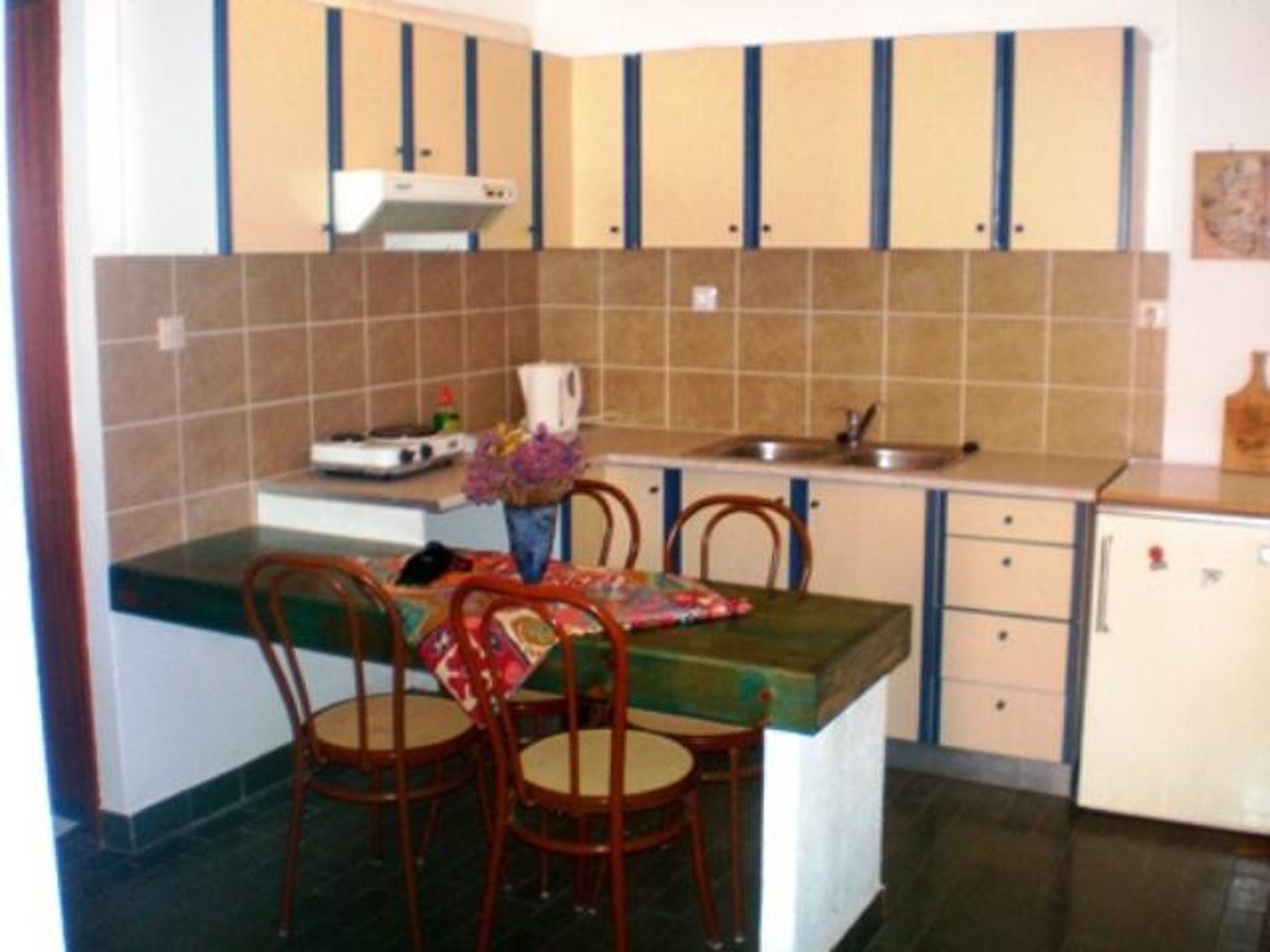 Mamouzelos Apartments