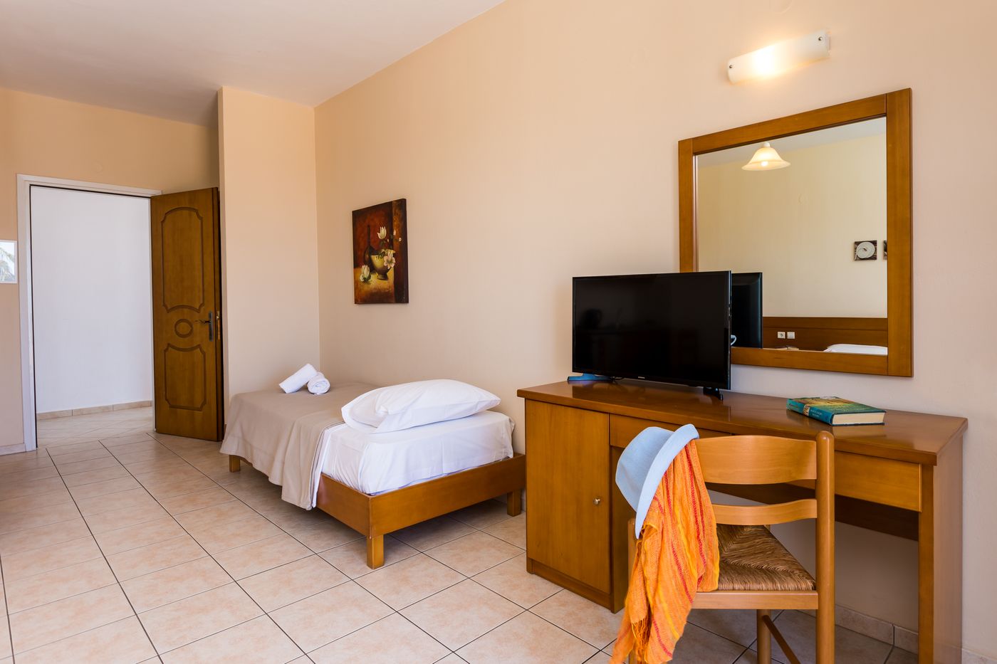 Asterias-Village-Room-37